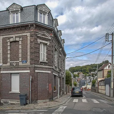 Cosyrouen Gare 아파트