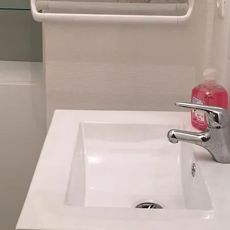 Cosyrouen Gare 아파트 *