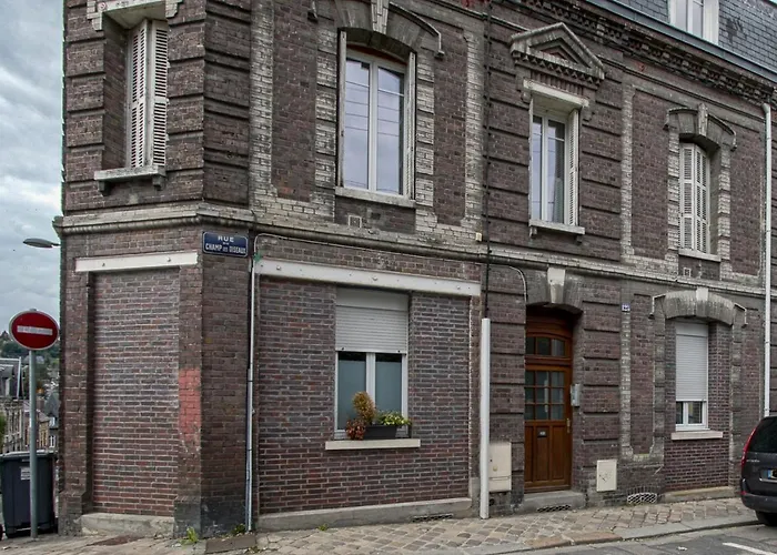 Cosyrouen Gare Daire *